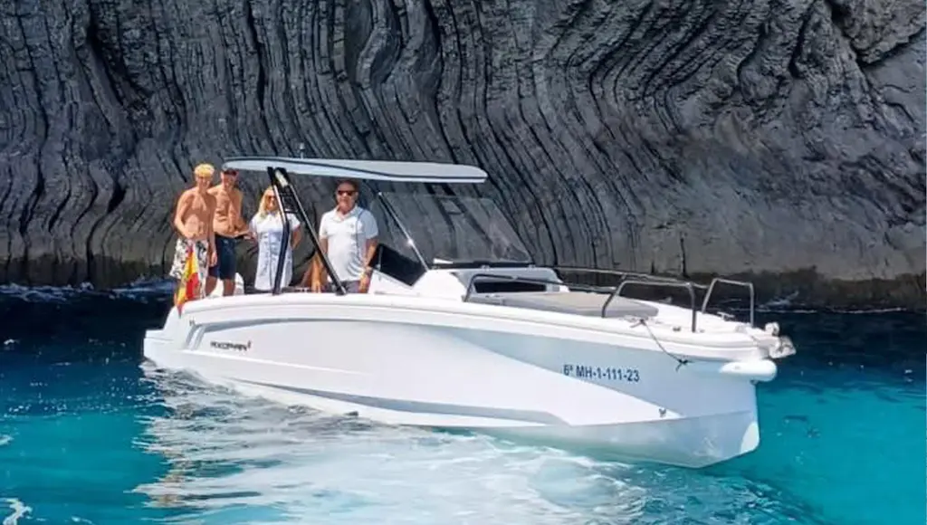 alquiler de barco en mallorca con amigos